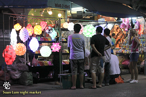 We were attracted to the lamps of this stall in Suan Lum bazaar