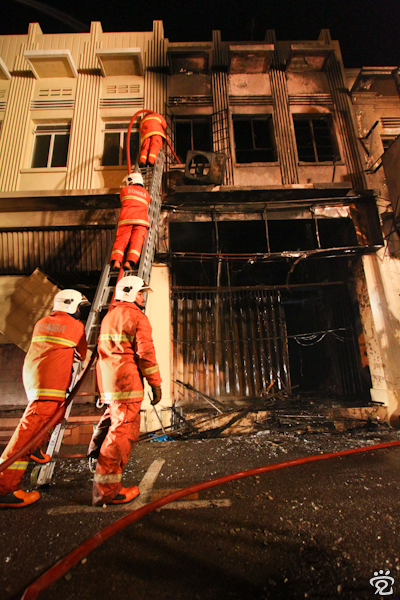 fire fighters fire fighters