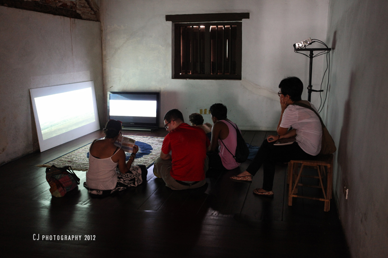 Corner – video installation by Khaled Sabsabi at No. 8 Heeren Street Heritage Centre