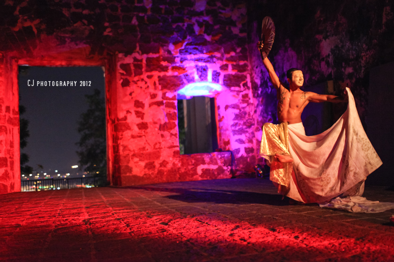 performance art by I Nyoman Sura