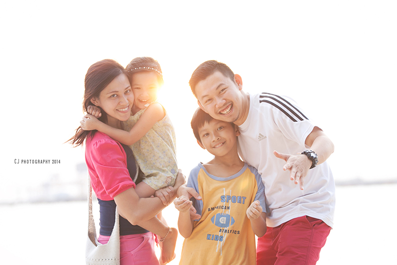 family portrait in Klebang Beach Melaka, Malaysia