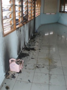 Sirratulrahim Surau in Muar firebombed (Malaysiakini photo)